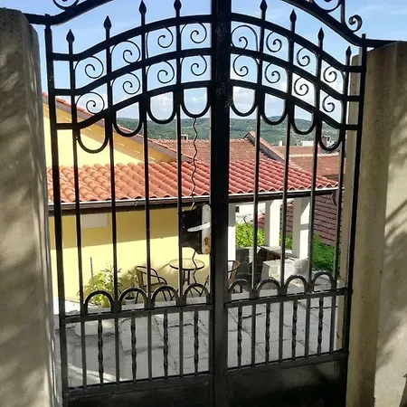 Genchevi *