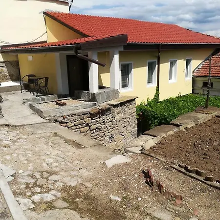 Prázdninový dům Genchevi *